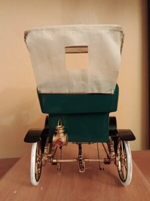 Vintage American Tour Car Model - Image 6