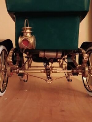Vintage American Tour Car Model - Image 5